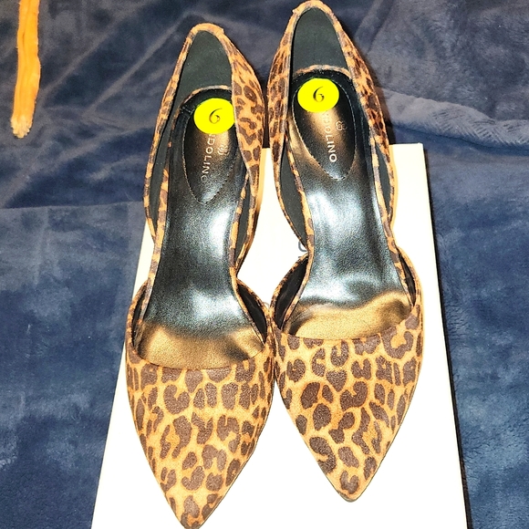 Animal print heels - Picture 1 of 5